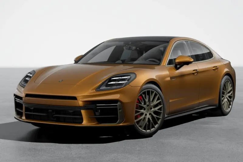 Porsche Panamera (2023)