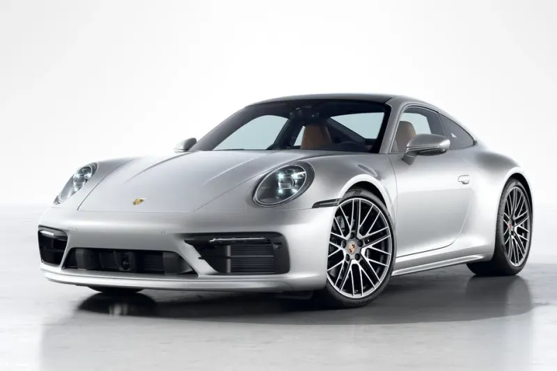 Porsche 911 (2024)