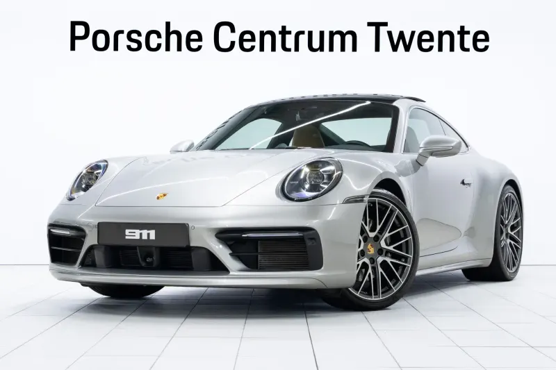 Porsche 911 (2024)