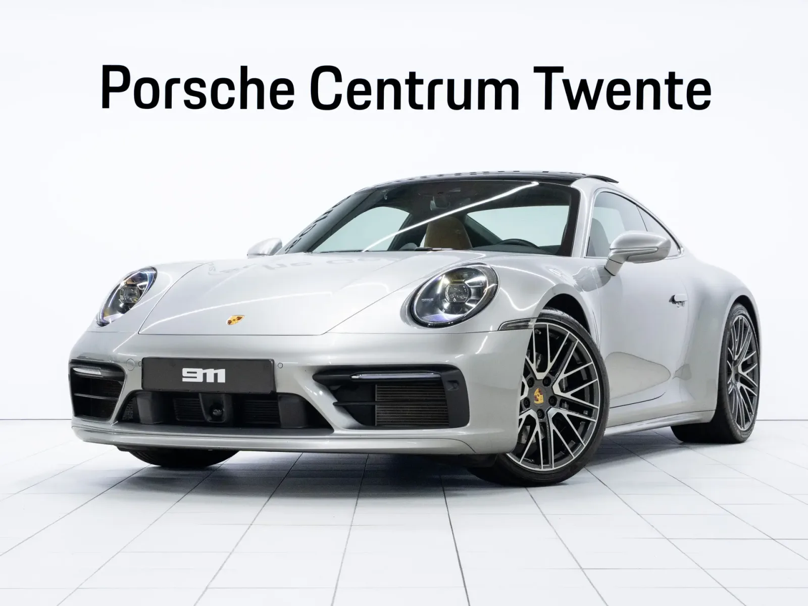 Porsche 911 (2024) — foto 1