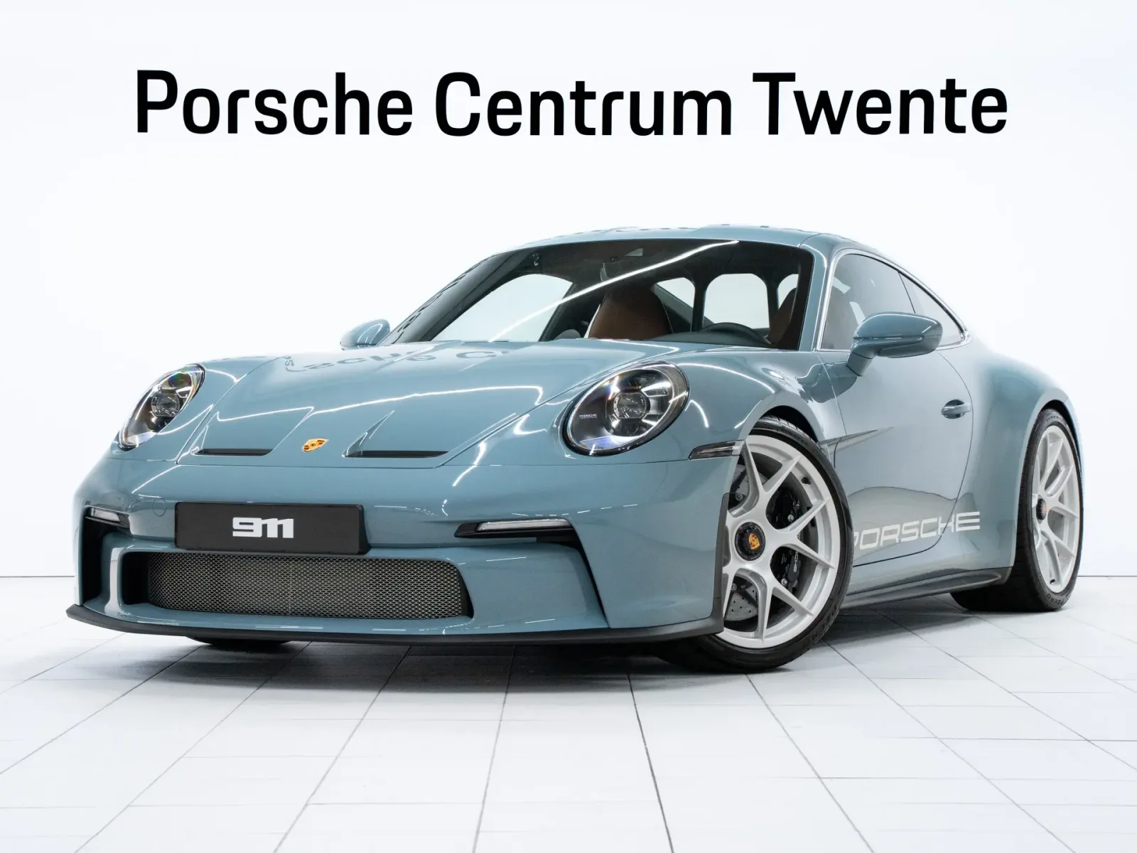 Porsche 911 (2025) — foto 1