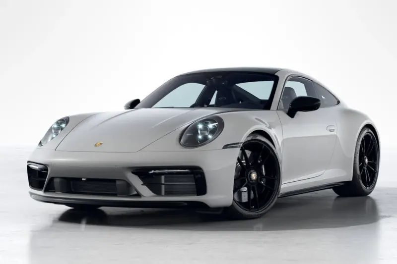 Porsche 911 (2023)