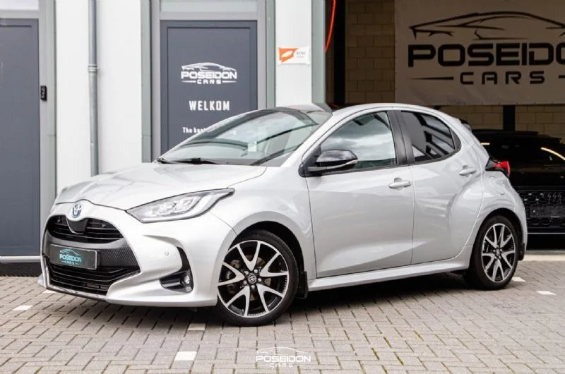 Toyota Yaris (2020) — foto 1
