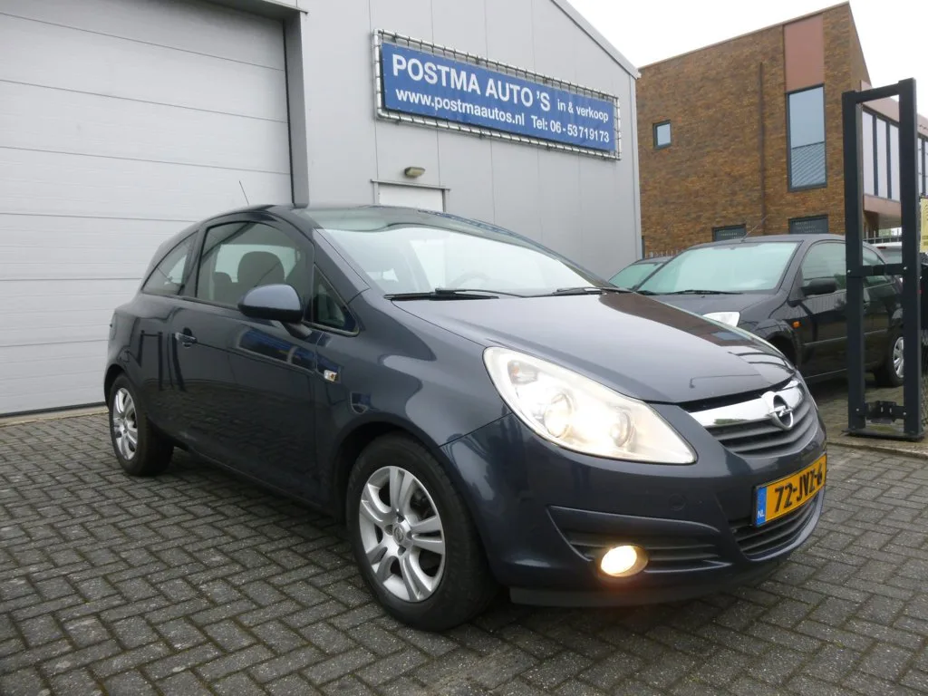 Opel Corsa (2009) — foto 1