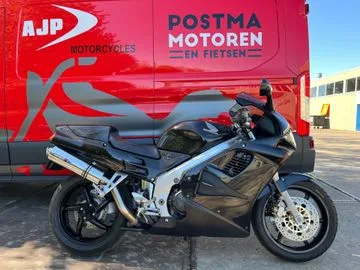 Honda VFR (1995) — foto 1