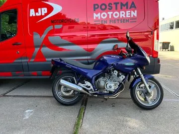 YAMAHA XJ (1994) — foto 1