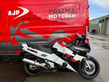 Honda CBR (1996) — foto 1