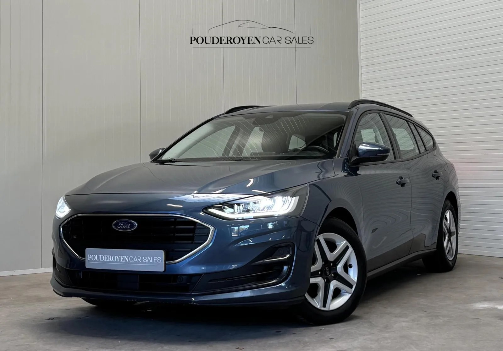 Ford Focus (2022) — foto 1