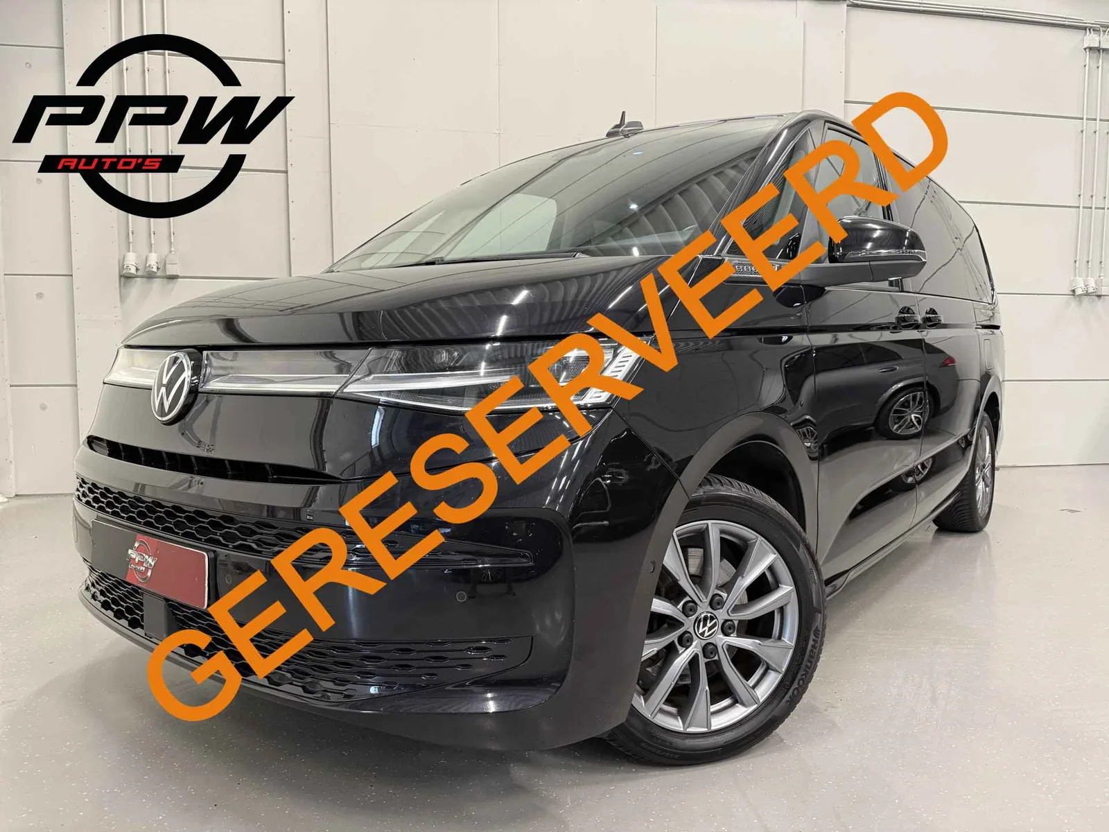 Volkswagen Multivan (2022) — foto 1