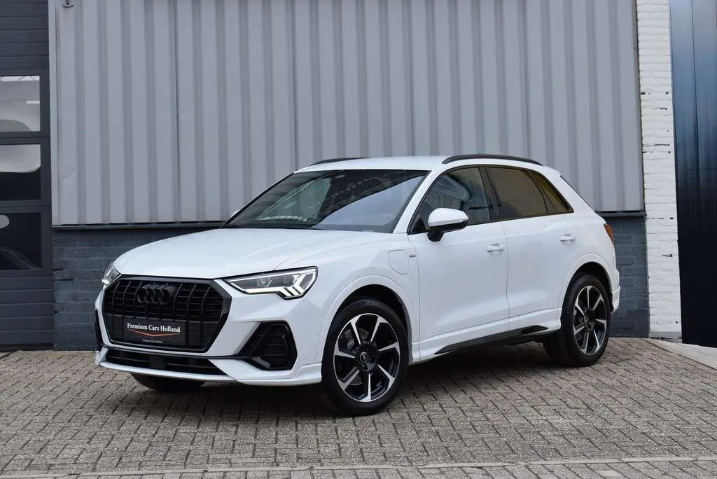 Audi Q3 (2022) — foto 1