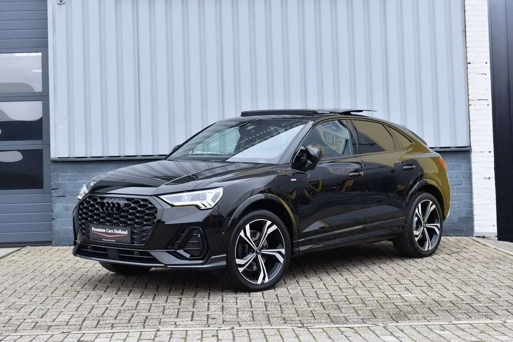 Audi Q3 (2022) — foto 1