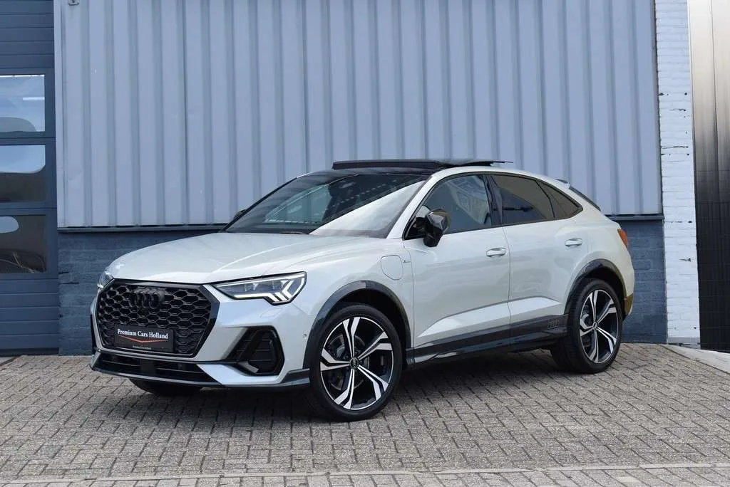 Audi Q3 (2021) — foto 1