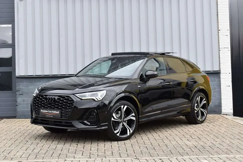 Audi Q5 Sportback (2022) — foto 1
