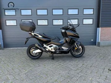 Honda NSS (2021) — foto 1