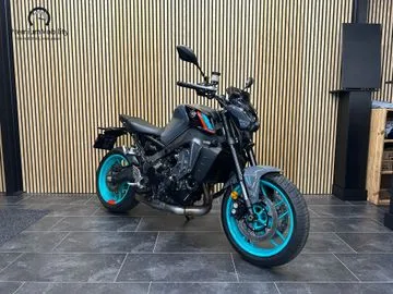 YAMAHA MT09 (2022) — foto 1