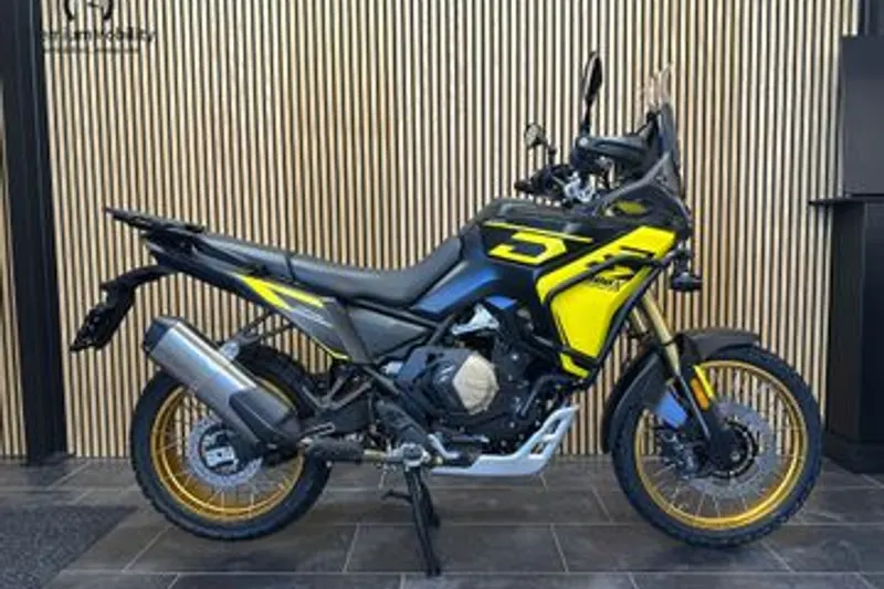 Voge DS800 Rally (2026)