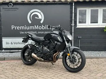 YAMAHA MT07 (2020) — foto 1
