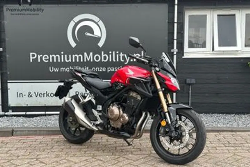 Honda CB500F (2023)