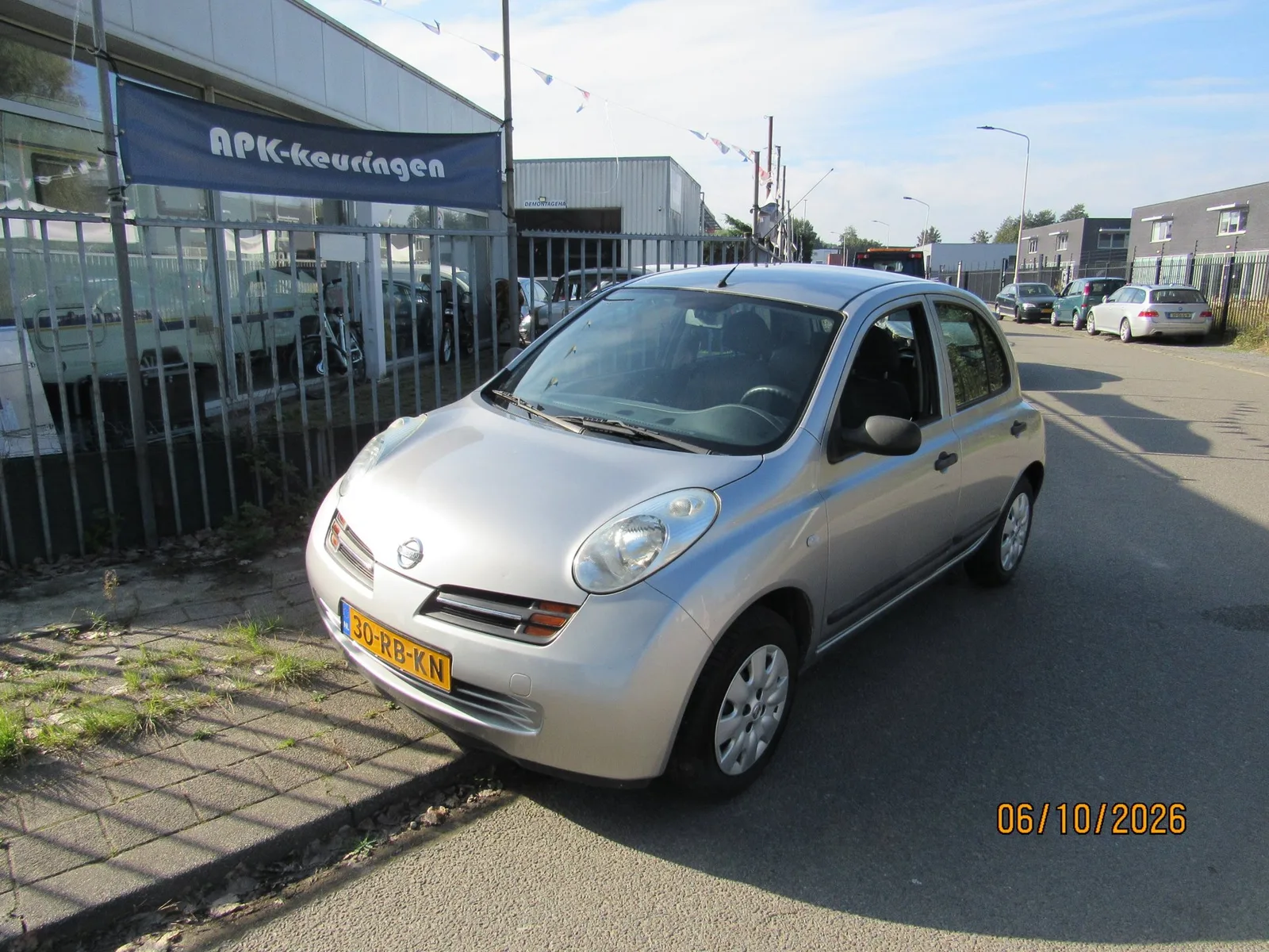 Nissan Micra (2005) — foto 1