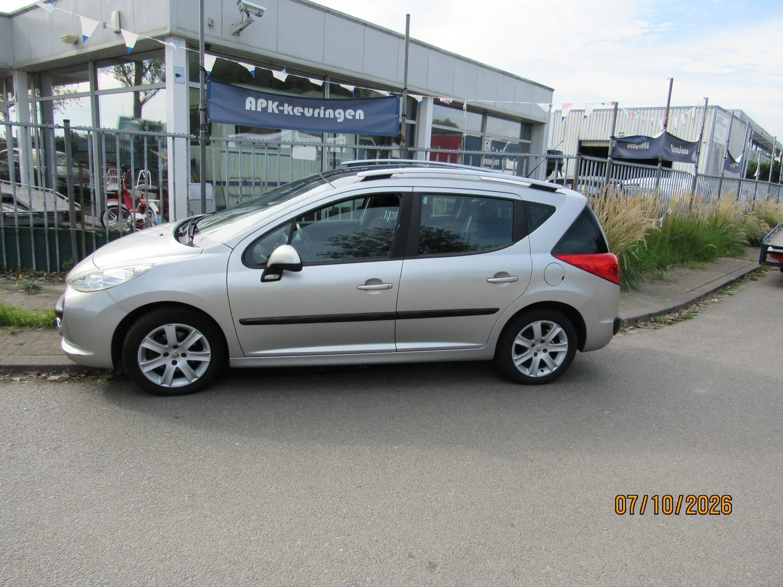 Peugeot 207 (2007) — foto 1