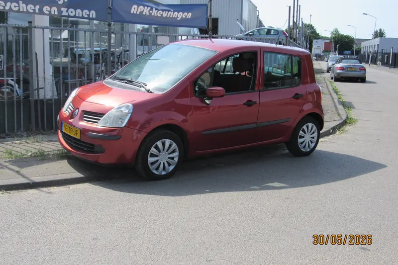 Renault Modus (2007)