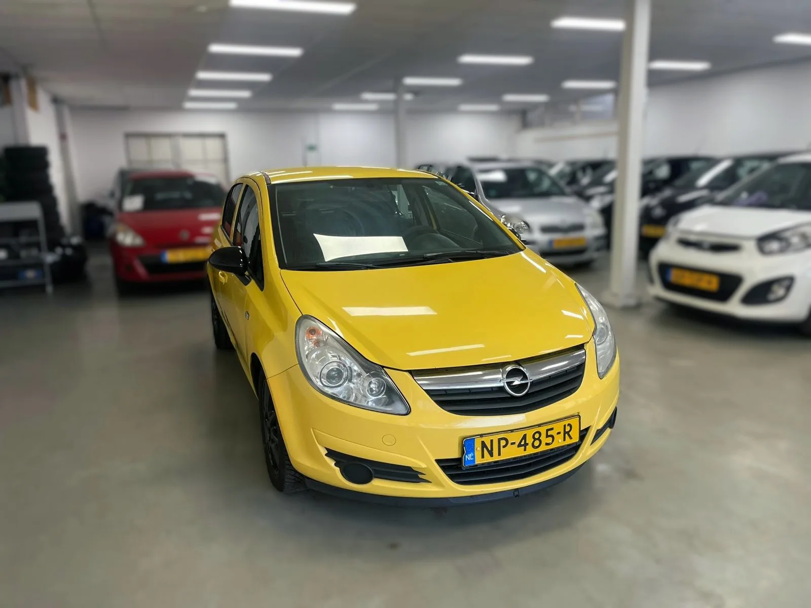 Opel Corsa (2009) — foto 1