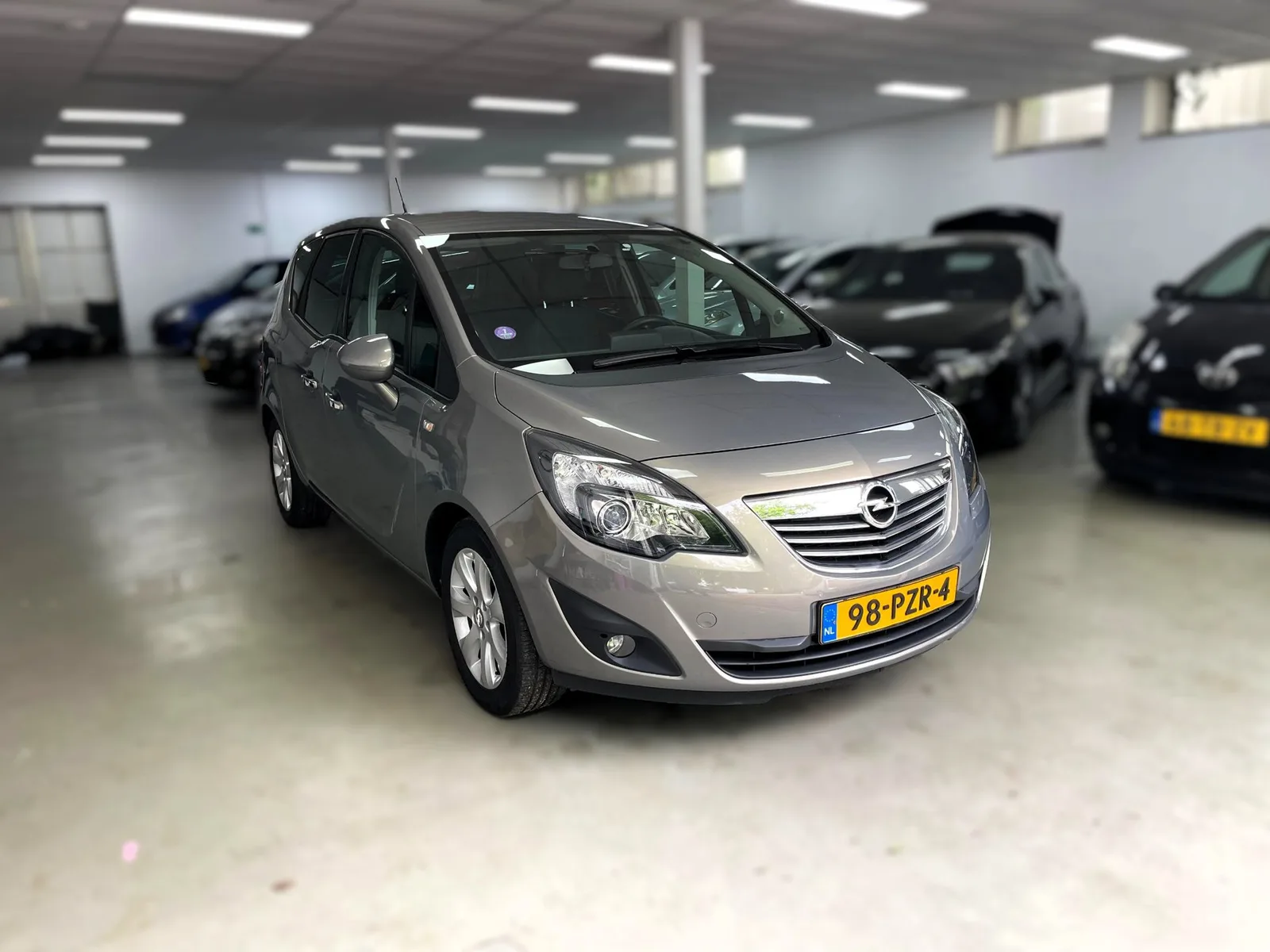 Opel Meriva (2011) — foto 1