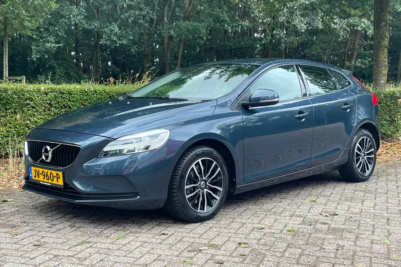 Volvo V40 (2016)