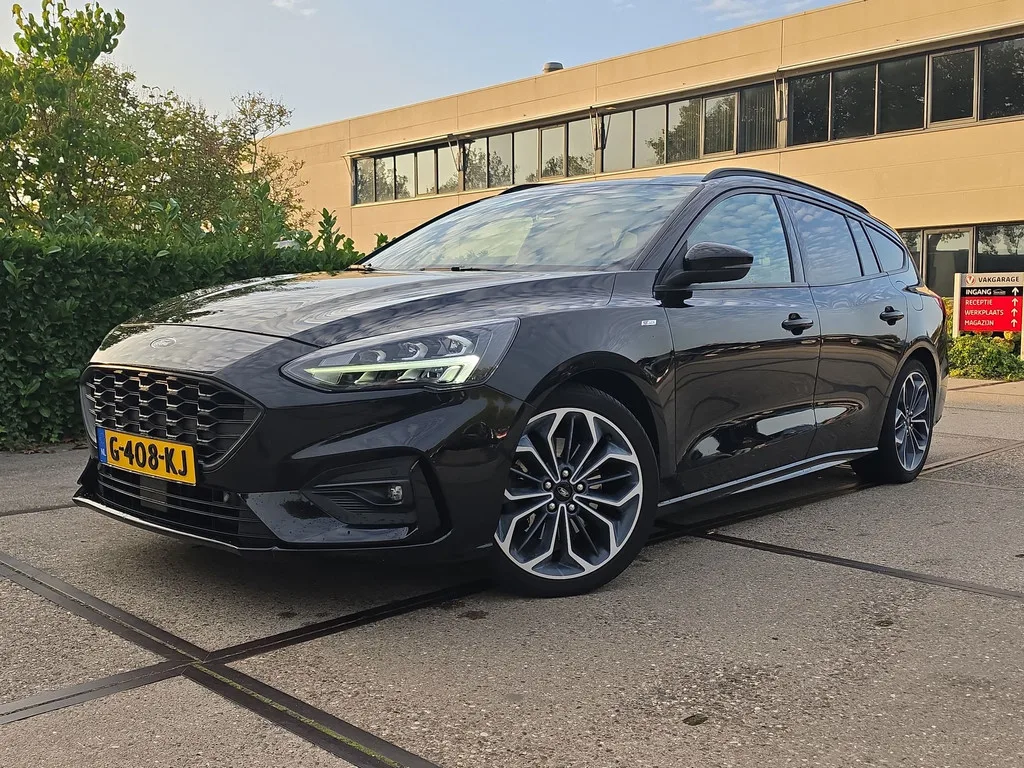 Ford Focus (2019) — foto 1