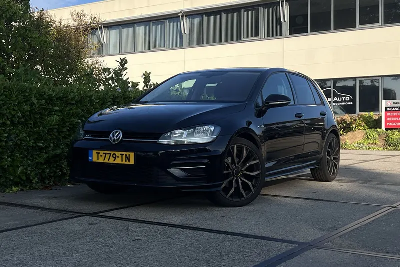 Volkswagen Golf (2017)