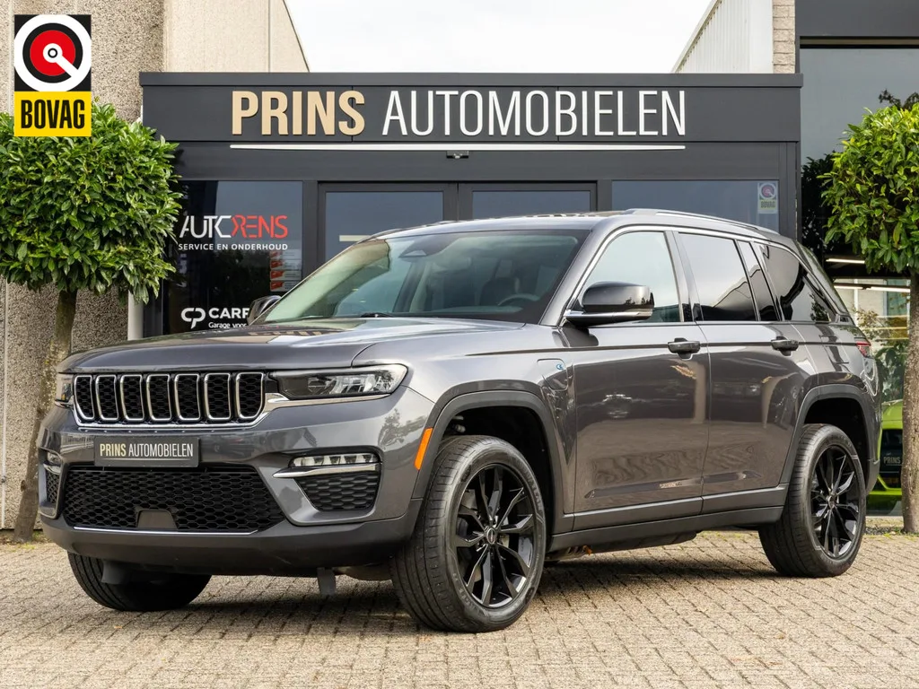 Jeep Grand Cherokee (2023) — foto 1
