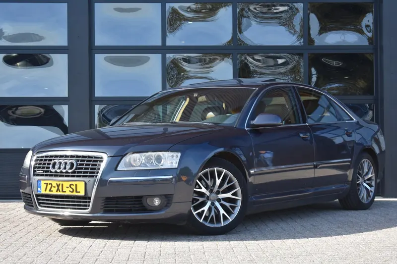 Audi A8 (2007)