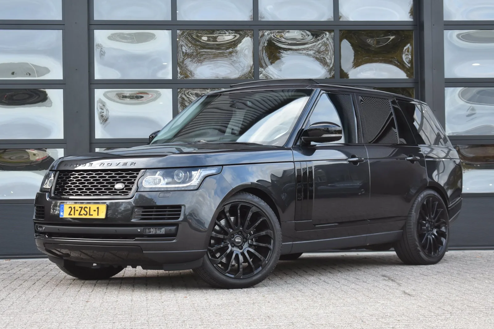Land Rover Range Rover (2013) — foto 1