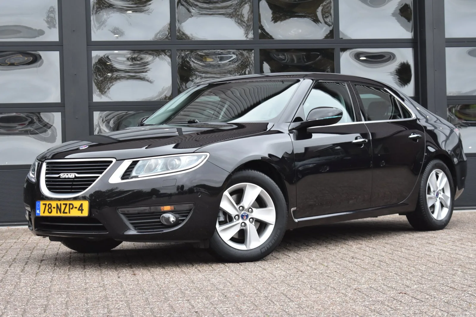 Saab 9-5 (2011) — foto 1