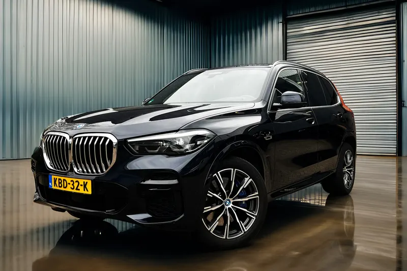 BMW X5 (2021)