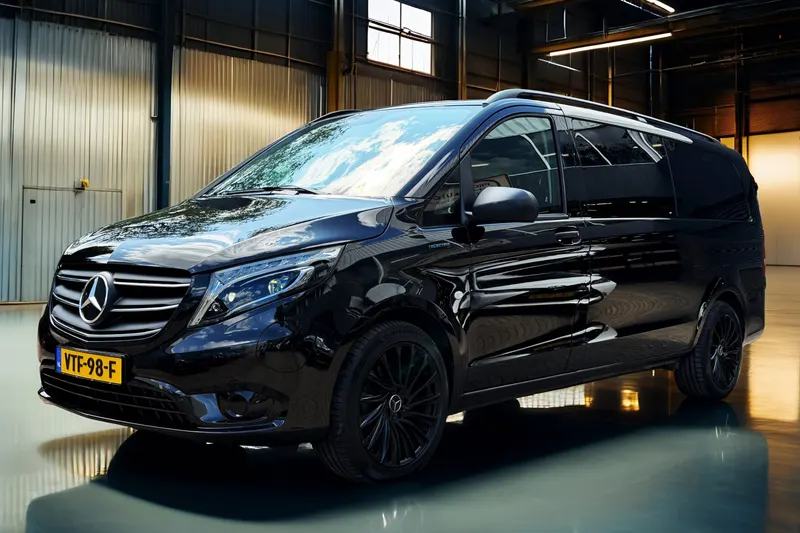 Mercedes-Benz eVito (2023)