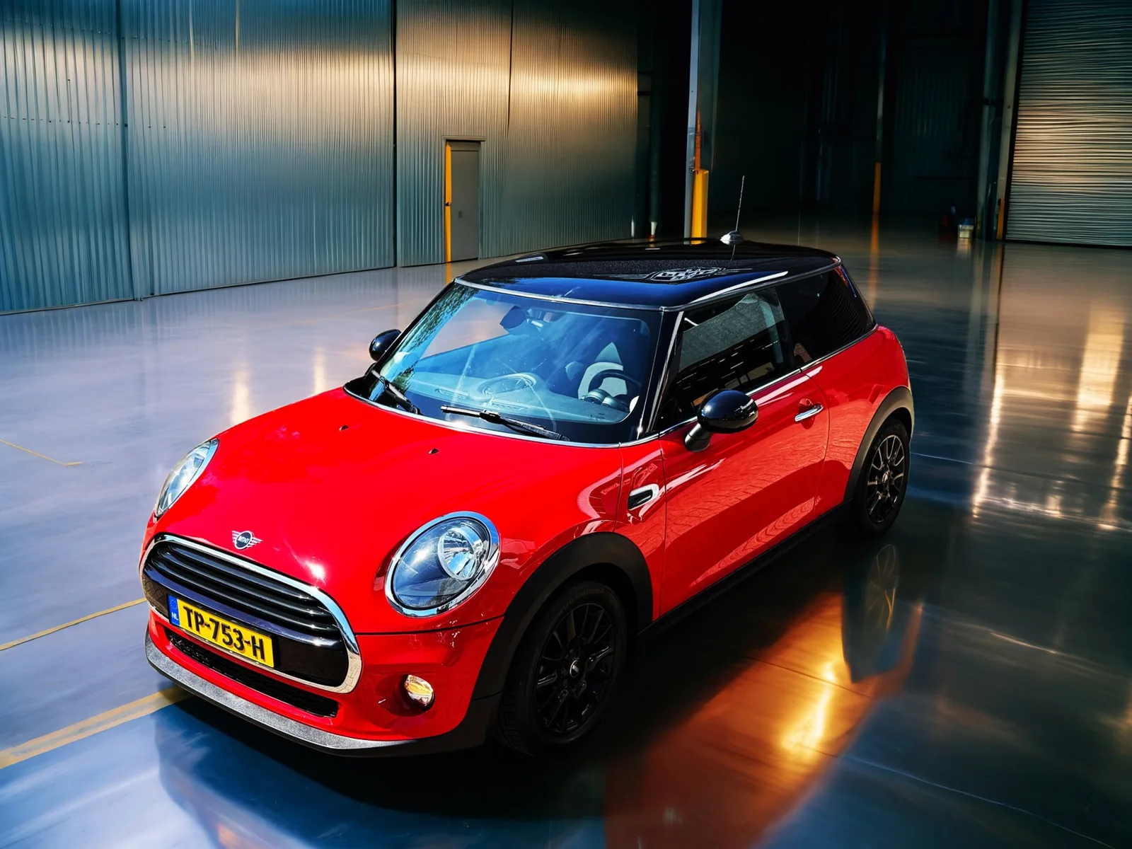 MINI Cooper (2018) — foto 1