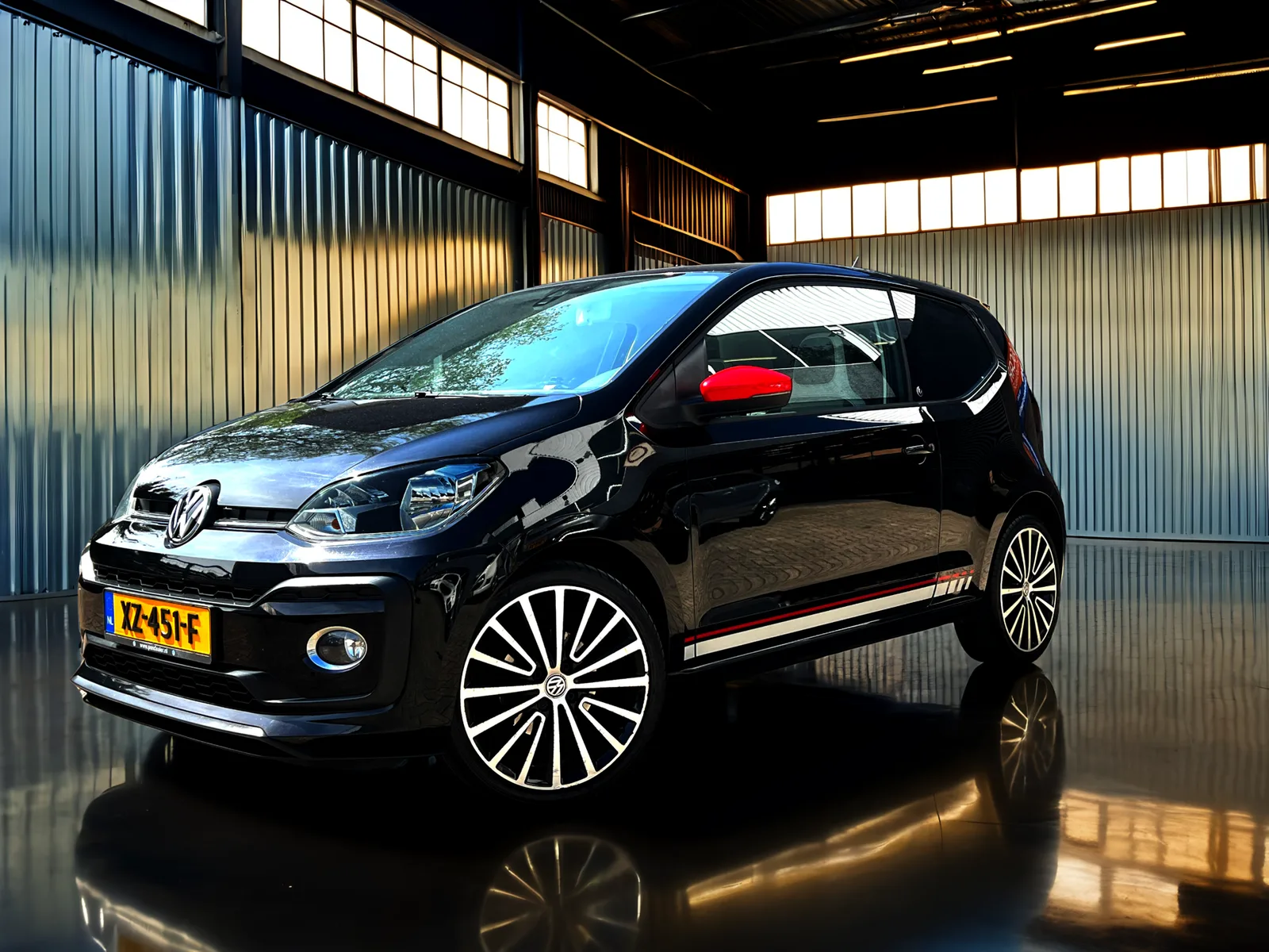 Volkswagen Up! (2017) — foto 1