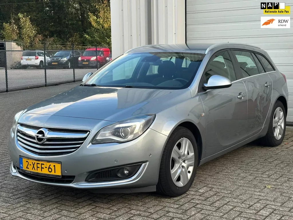 Opel Insignia (2014) — foto 1