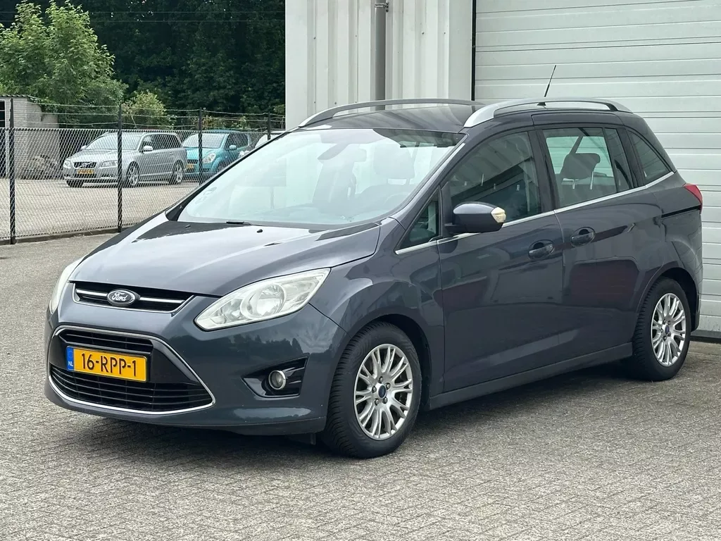 Ford Grand C-Max (2011) — foto 1