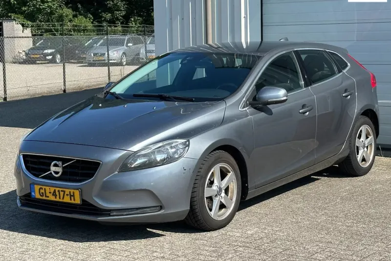 Volvo V40 (2015)