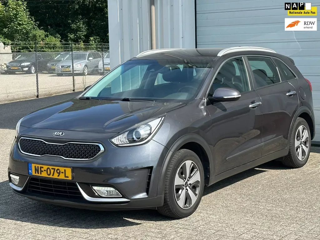 Kia Niro (2017) — foto 1