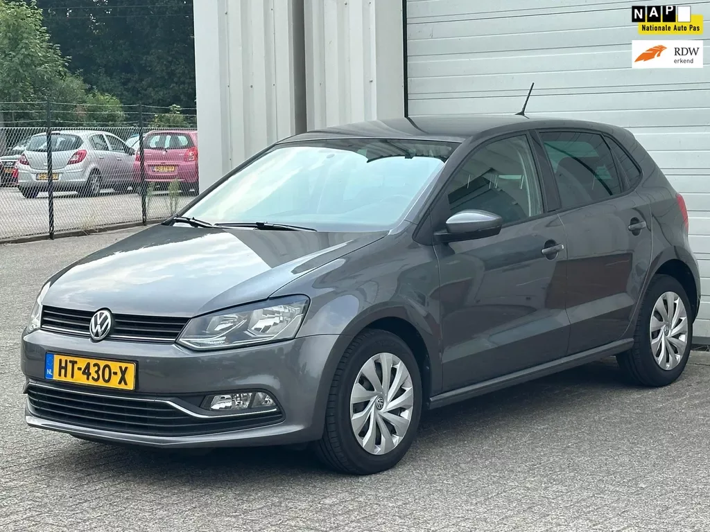 Volkswagen Polo (2016) — foto 1