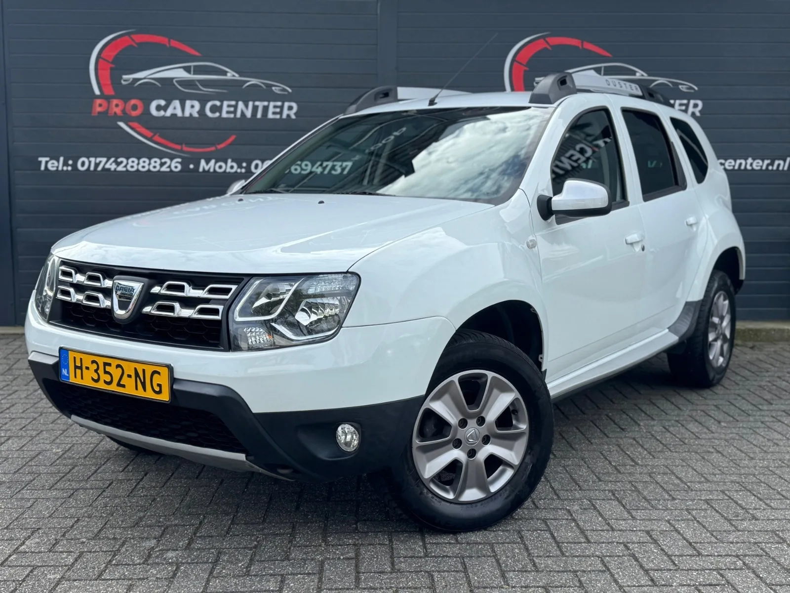 Dacia Duster (2014) — foto 1