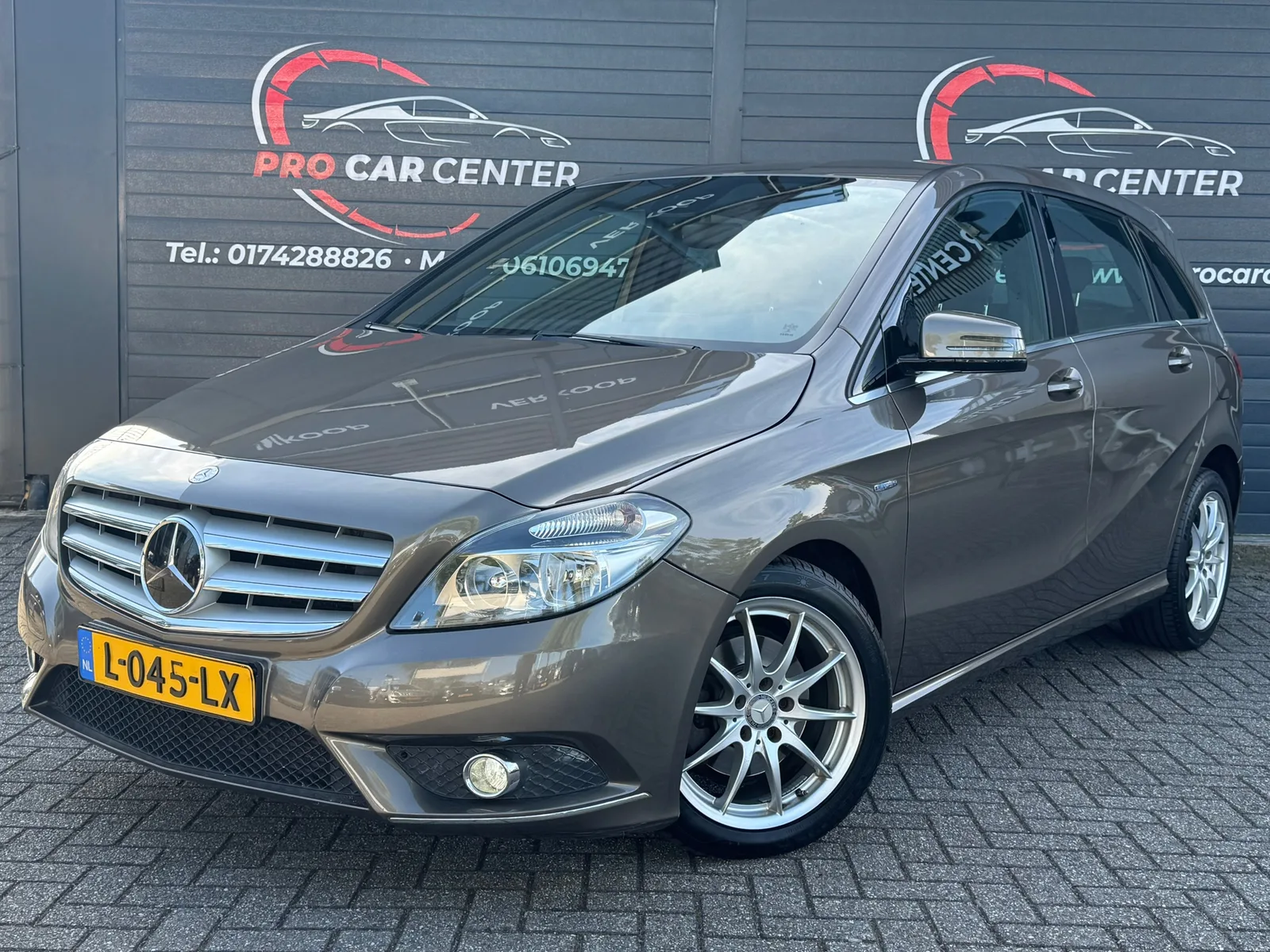 Mercedes-Benz B-Klasse (2012) — foto 1