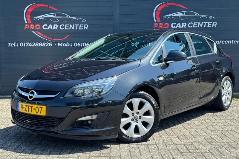 Opel Astra (2015)