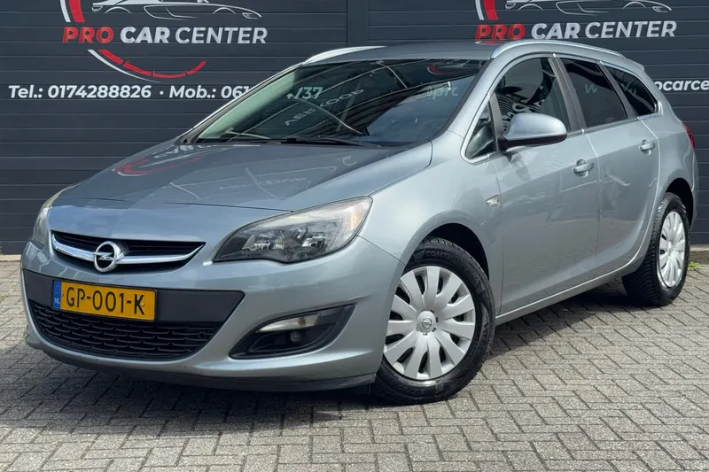 Opel Astra Sports Tourer (2015)