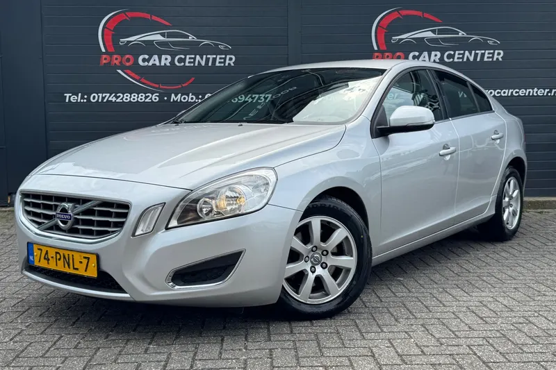 Volvo S60 (2011)