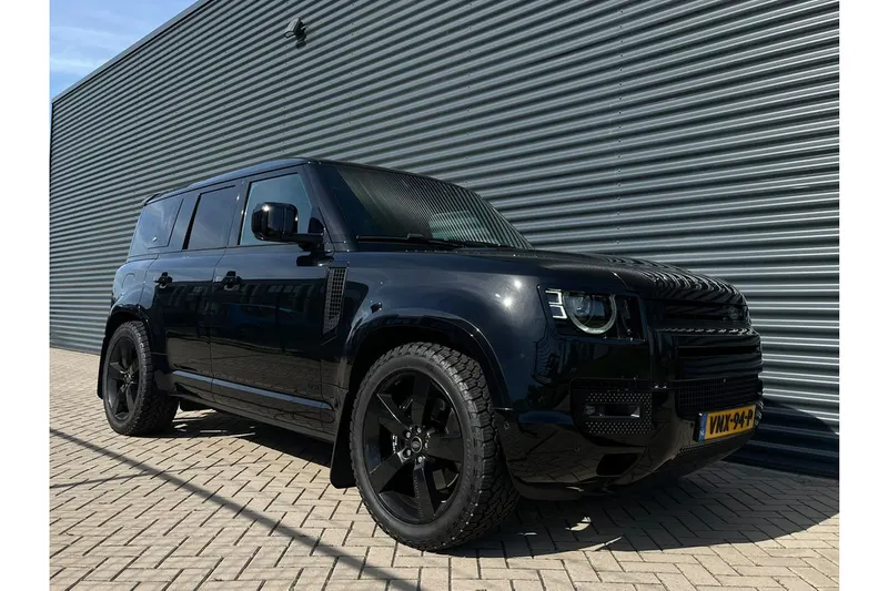 Land Rover Defender (2022)