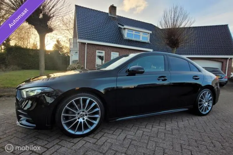 Mercedes-Benz A180 (2021)
